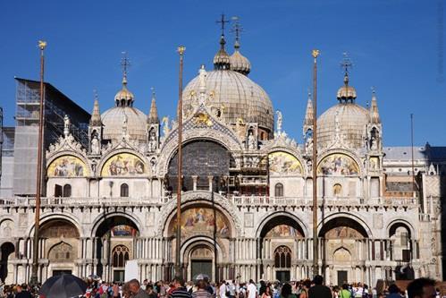 group to Padua 3 Star Hotel - Standard Room, Padua, Italy Breakfast & Dinner Day 10 Venice Thursday July 1, 2016 Private Coach -
