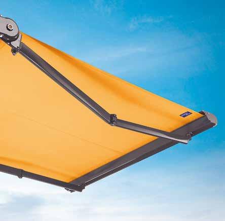 Elegant appearance: The cleverly designed semi-cassette awnings stand out thanks to their