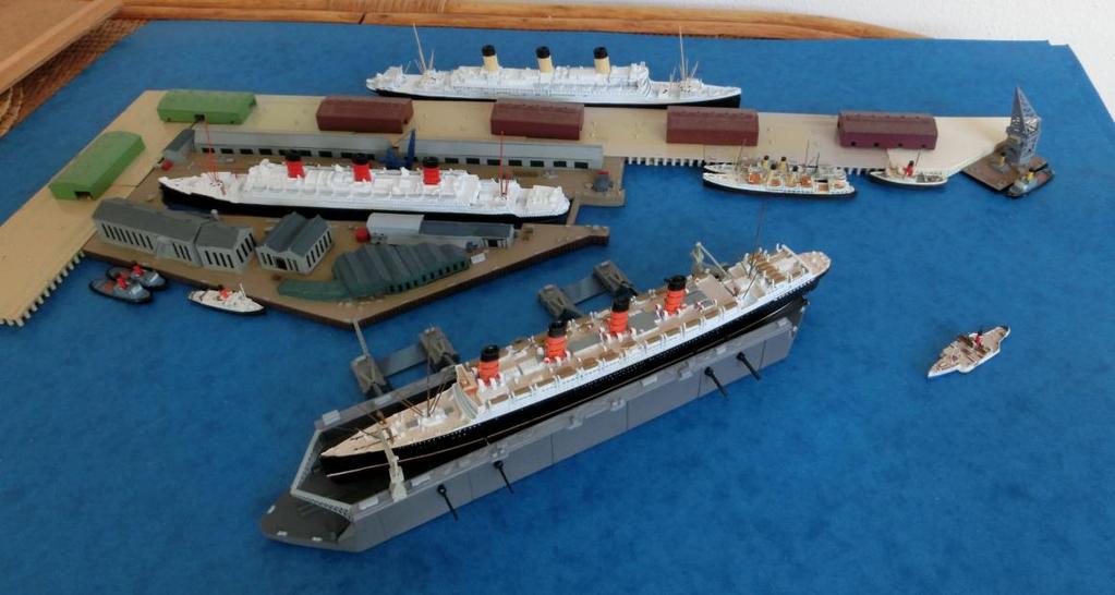 dioramas including Portsmouth (1980s), Southampton (two versions 1930s (see below) & 1950s with the flying boat terminal) and the US nuclear submarine base at Bangor.