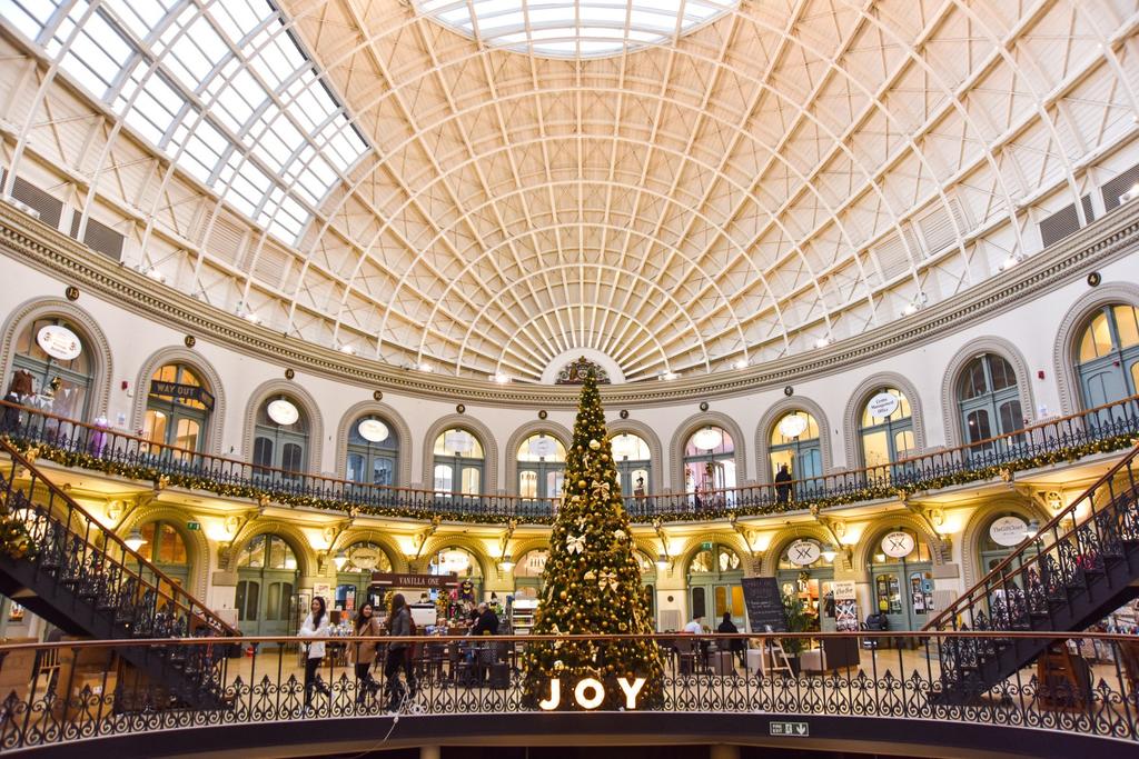 The Magical Christmas Guide to Leeds by Pickard