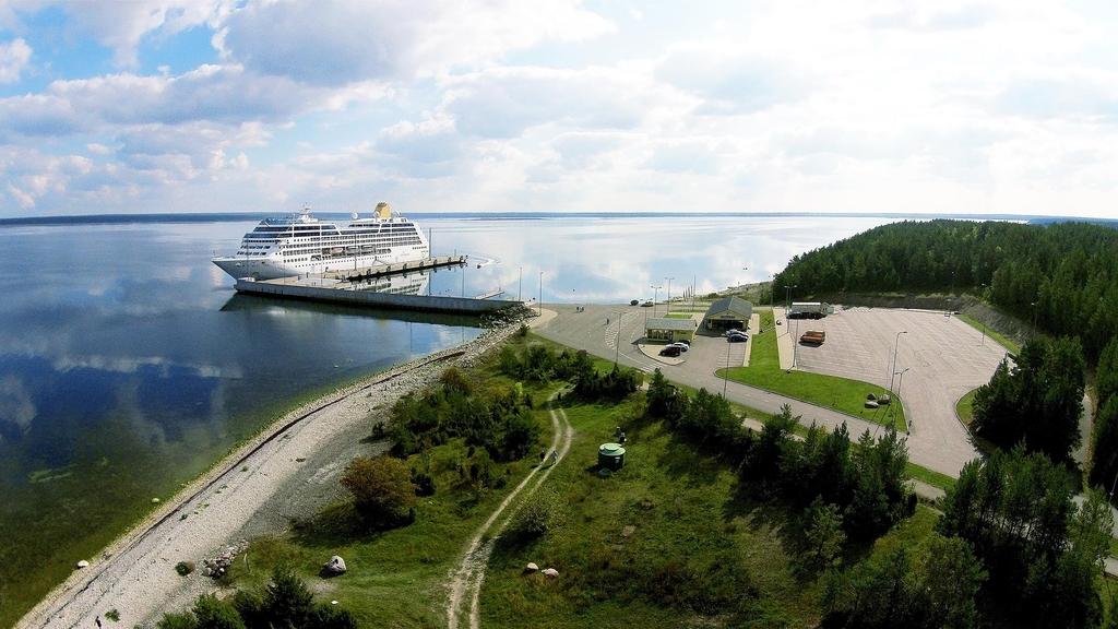 SAAREMAA HARBOUR Deepwater Harbour on Estonia Biggest Island Passengers (yachts & cruises), cargo TERRITORY AQUATORY TOTAL