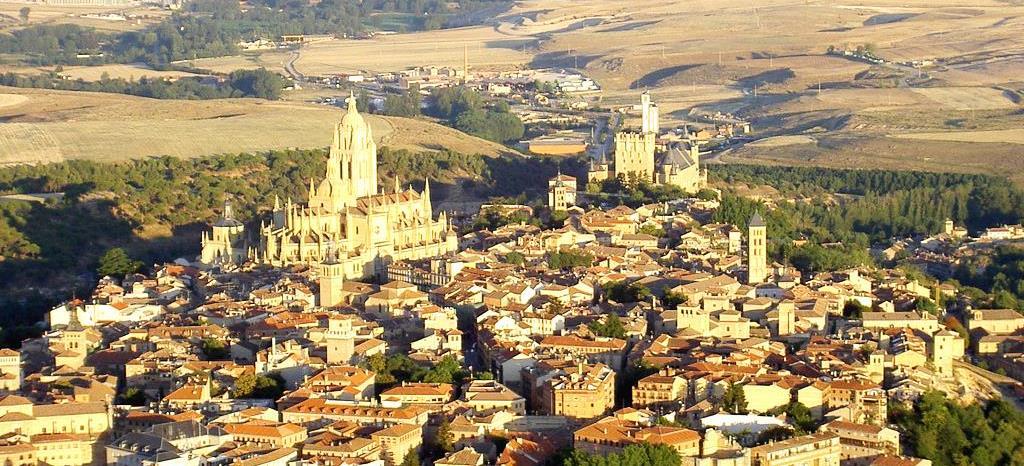MAY 2 OPTION 2 FULL DAY SEGOVIA Duration: 09:00 17:00 Min number of people: 30 pax Max number of people: 45 pax Price per person: 100,00 Price includes: deluxe