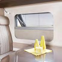 pleated blind system for the cab protects against intrusive gazes and sunshine.