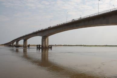 length of 130 km, divided in five stretches Catumbela River Bridge