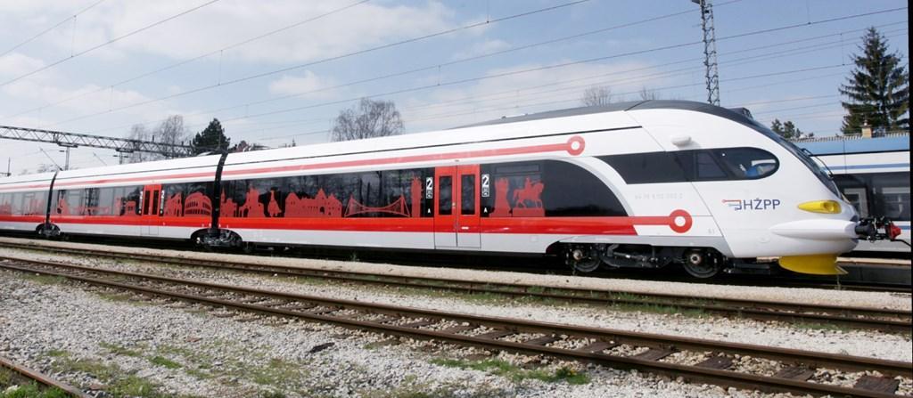 Međutim, Hrvatske željeznice napravile su pomak u modernizaciji i obnovi postojećeg voznog parka.