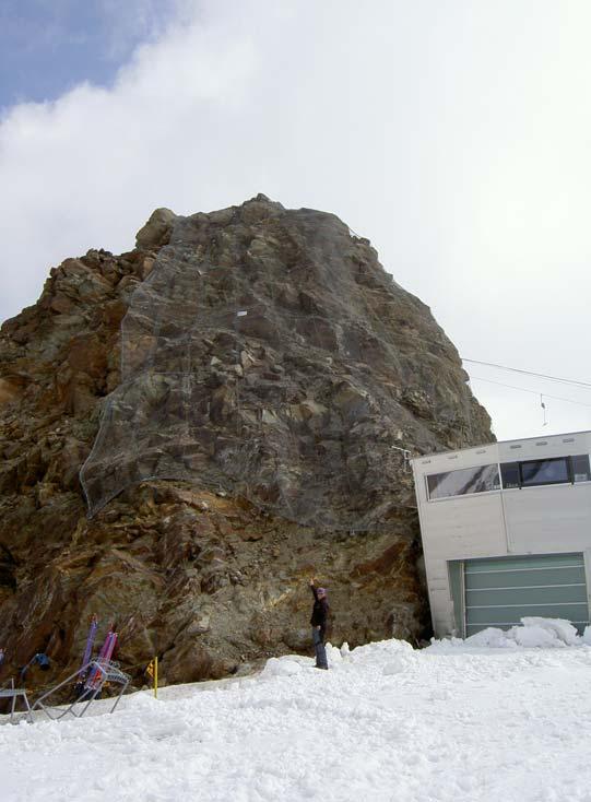 Jochdohle (Stubai Alps) Melt period