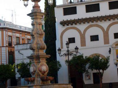 - Page 8 - L) Convento de la Encarnación Convent of the Incarnation is another major religious site of Seville. It is to be found on the same square as the Seville cathedral and its Giralda.