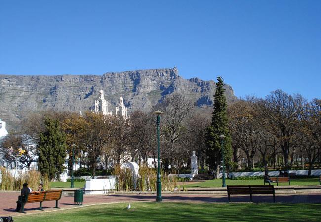 you will learn about historical and cultural highlights of the Mother City, like Town Hall the Company s Garden, and
