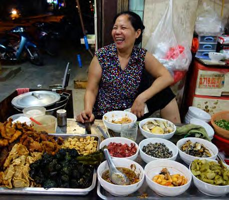 HIGHLIGHTS OF VIETNAM 12 DAY SOLOS TOUR - APRIL 2018 Vietnam is a country of outstanding natural beauty, wonderful food and welcoming and warm people.