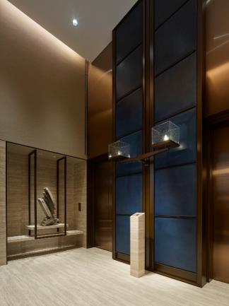 (2) First floor: Lobby, foyer, elevator hall, concierge desk Spreading out before the eyes of guests upon entering the hotel is an art wall that projects flair and depth by displaying light and