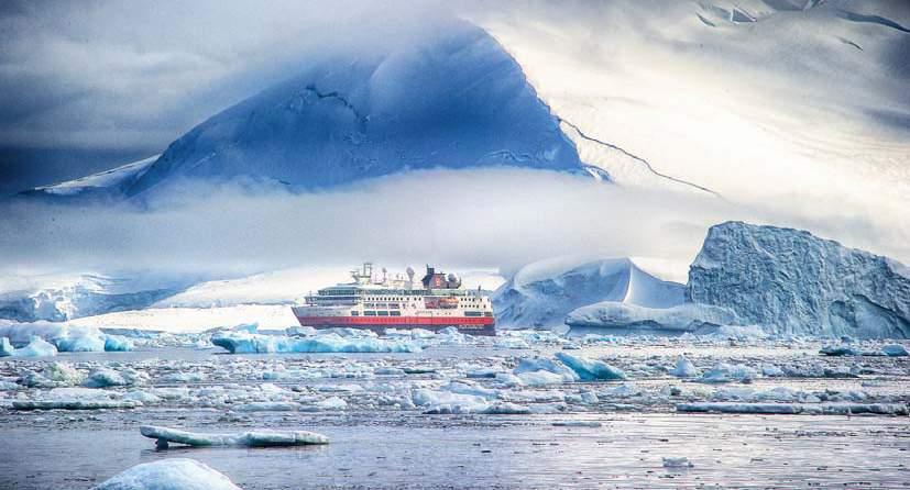 Hurtigruten Sailings Sailing the Legendary Magellan: Pathway to Antarctica 2 Guaranteed Departures: Dec 20, 2016 + Jan 5, 2017 Braving the waters of the Magellan Strait