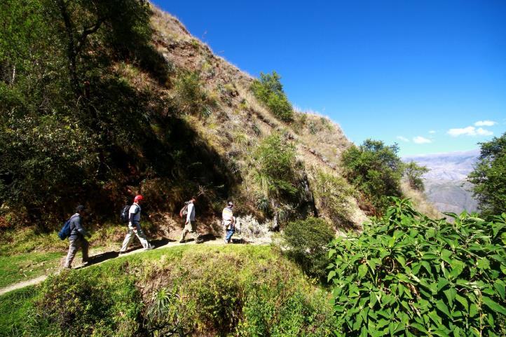 We will hike for about one hour and half to the mythical Inca site called Maukallacta (2,900 meters) where we will enjoy our snack and hear stories about the Ayar brothers and wives, founders of the