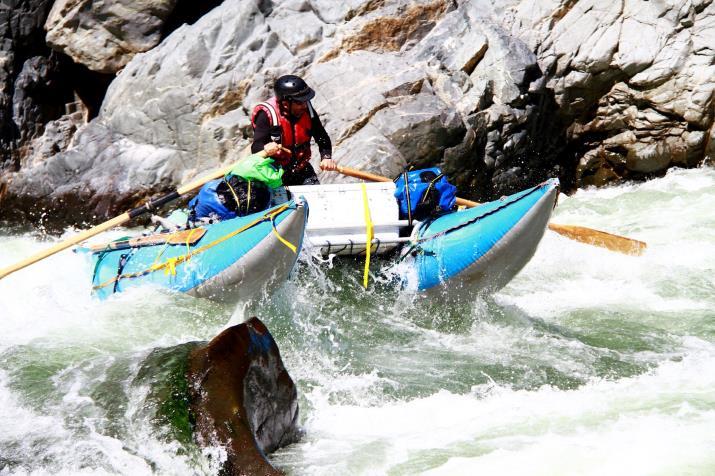 DAY BY DAY ITINERARY DAY 6: THE OTHER RIGHT RAPIDS - HUALPACHACA BRIDGE - OLLANTAYTAMBO After breakfast, we will run the most intense sets of class III to IV pool-drops rapids, called "The other