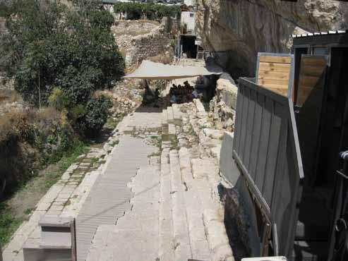7 Pool of Shiloah/Birket al-hamra (Map 5, Site 11) At the southern tip of the City of David site and the northern border of the al-bustan neighborhood in the Village of Silwan, the remnants of an