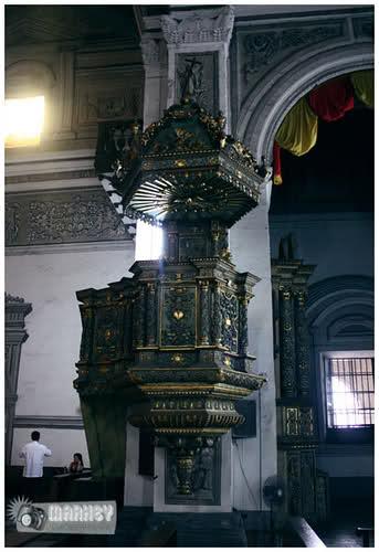 14 Interior features of San Agustin Church The church also features trompe l oeil ceiling, fooling the eye to believe that the