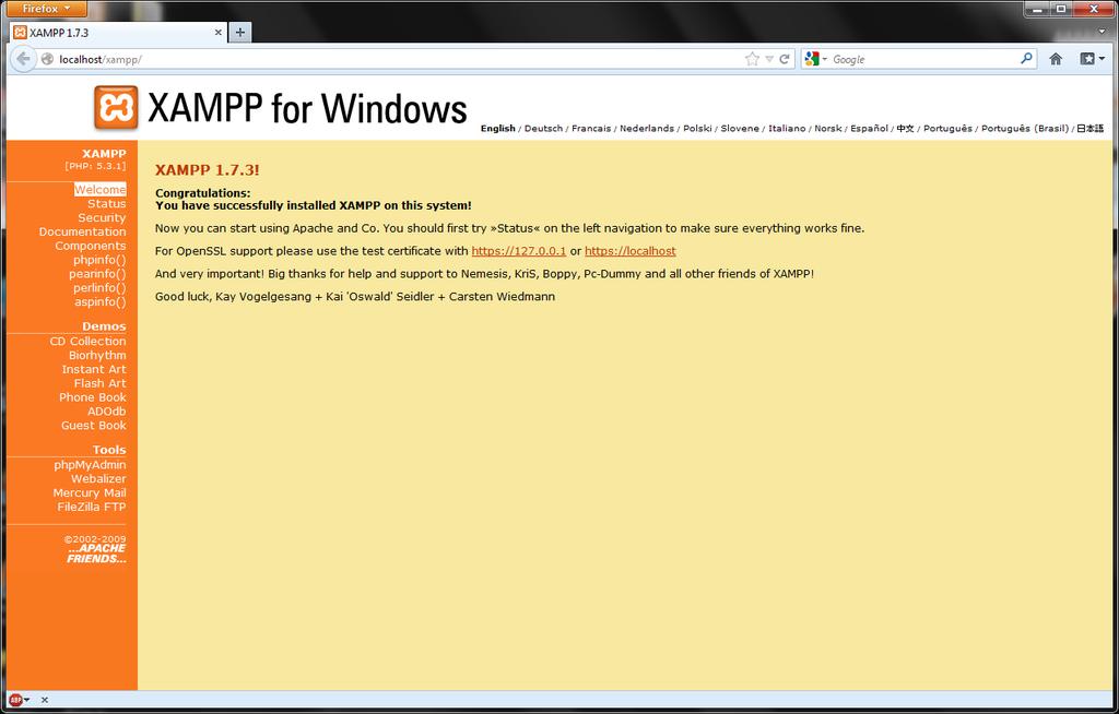 Slika 2.3. XAMPP pozdravna stranica U XAMPP srukturi direktorija nalazi se direktorij pod imenom htdocs u koji se smještaju datoteke web aplikacija.