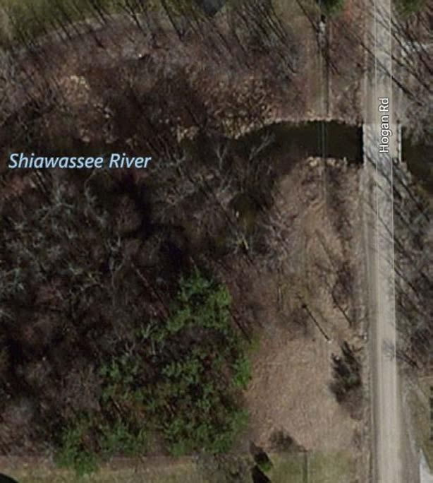 Shiawassee iver Water Trail Development lan Site 10 - Hogan oad it/grill ack estroom Launch Signage Windsock Foot ath arallel arking arking otentially Description: Though unmarked, this is a