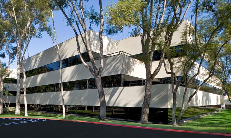 FOR LEASE WILLOW CREEK CORPORATE CENTER 10089 Willow Creek Road, San Diego, California 92131 Willow Creek Corporate Center is located at 10089 Willow Creek Road, in the Scripps Ranch area.