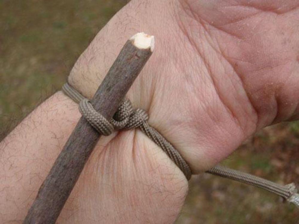 Tourniquet An intact paracord bracelet used on a wrist or lower leg, or a section of strap cord used on the larger part of a limb, can and has been used in a tourniquet to stop severe bleeding.