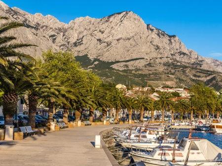 Chapter 3: A Great Holiday in Makarska One of the most popular destinations in Croatia, Makarska boasts dozens of cultural and historical attractions along with charming villages.