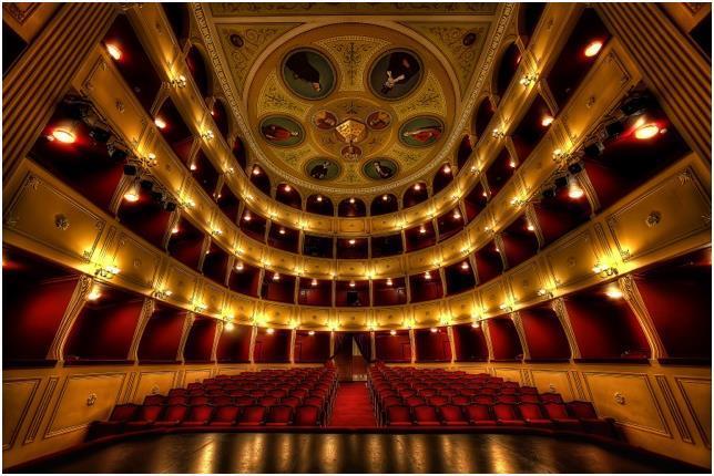 APPLICATION INSTRUCTIONS AND COST INFORMATION A maximum of 10 finalists will be selected to appear on July 29, 2018, at the Apollo Theater in Syros, as part of the 14 th Annual International Festival