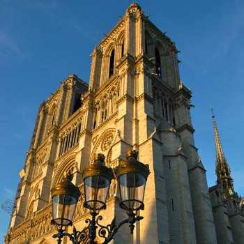 Spécialiste groupes Tour of the Shrine Towns in France Notre Dame de Paris Lourdes, La Basilique Rocamadour In order to facilitate the organisation of your pilgrimage to France we have brought