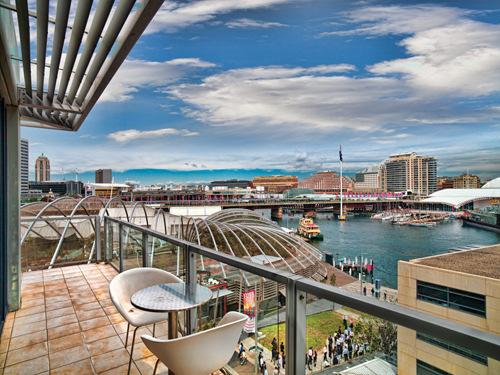 Annex B Toga Group serviced apartments and hotels Adina Apartment Hotel Sydney, Harbourside (formerly known as Medina Grand Harbourside) Adina Apartment Hotel Sydney, Harbourside is a 4.