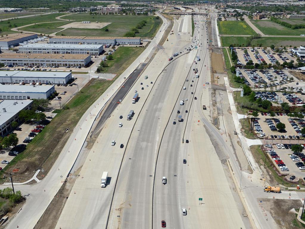 Southbound SH 121 exits to the left, and not the