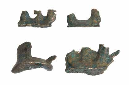 7) dokaz da je ova velika skupina brončanih predmeta vrlo vjerojatno bila korištena u jednoj fazi proizvodnje metalnih predmeta kojoj je prethodilo i recikliranje.