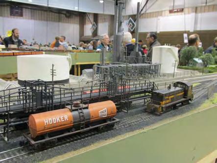 A brand new set of lighted airport modules graced the Midwest Rails G scale