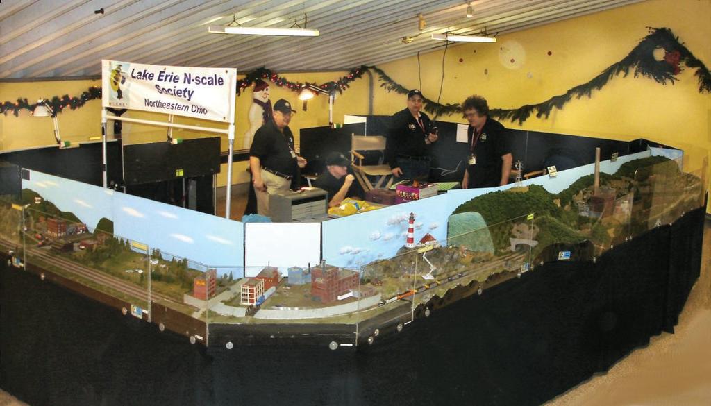Featured Club: The Lake Erie N-Scale Society. Country Lights shine with LENS during the Holidays, by Lou Dreher, photos by Wayne L., Chuck L. & Lou D.