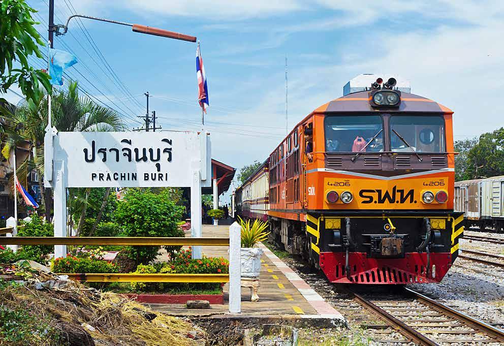 Eastern Line 69 Train No. 281 at Prachin Buri Km. Location (Population) Notes 0.2 Bangkok (8,280,925) Yommaraj, junction with Northern Line. 5.