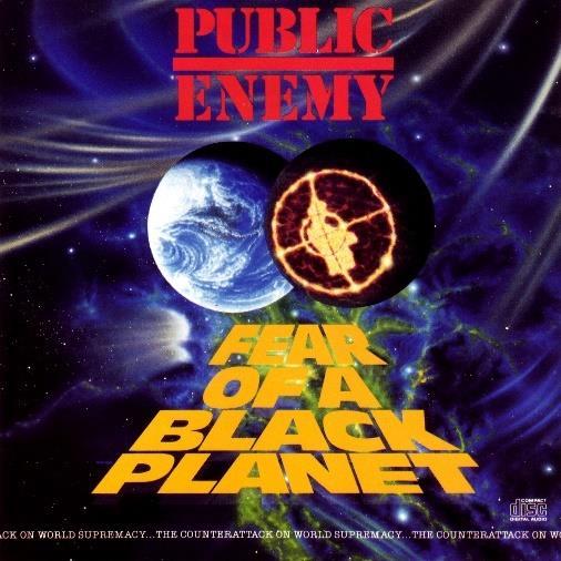Mynd 1. Public Enemy Fear of a Black Planet Kennimerki Public Enemy kemur fram í svörtu plánetunni en það samanstendur af svörtum manni séð í gegnum sigti á byssu.