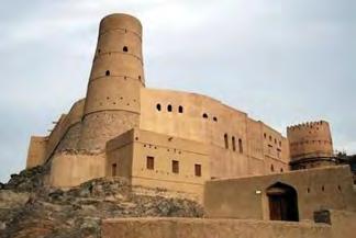 Possible activity along the transfer 7km 15min Bahla Fort 1h-2h The only Omani fort recognized as a