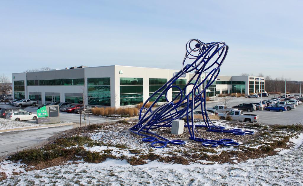BLUEFROG 134, 134 EILEEN STUBBS AVENUE DARTMOUTH, NS Bluefrog Business Campus - A Better Place to do Business Build-to-suit and turn-key options available Ample free on-site surface parking Available