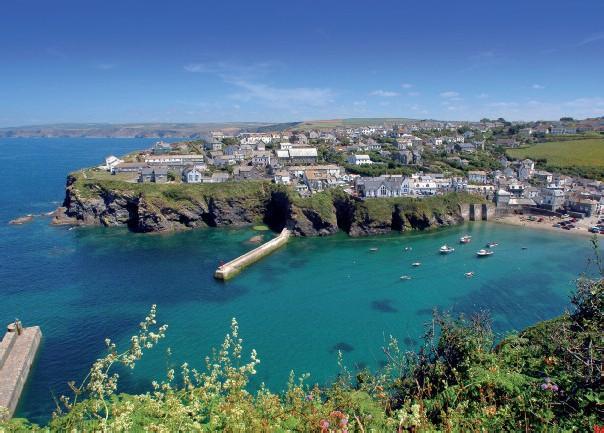 Day Six: The Villages and Harbours of North Cornwall Your last day in Cornwall is a chance to explore some of the prettiest of all Cornish villages that cluster on the North Cornish Coast.