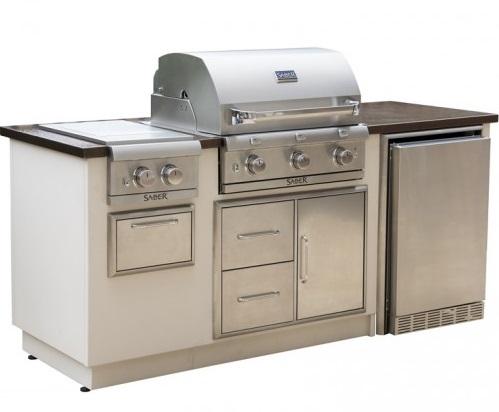 670TSI Stainless Island #2903 Power: 42,000 BTUs Assembly time: 4 hours Specifications: Boxed: 84 L x 53 D x 34 H Assembled: 82 L x 29 D x 49 H Total weight: 516 lbs.
