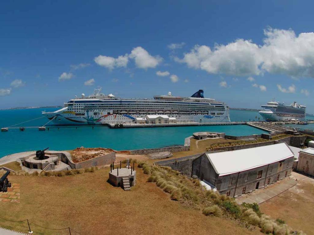 Bermuda Dockyard Cruise Ship Facility Master Plan Royal Naval Dockyard, Bermuda Client: The Ministry of Tourism and Transport Project Type: Cruise Facility Planning, Design & Engineering Completion: