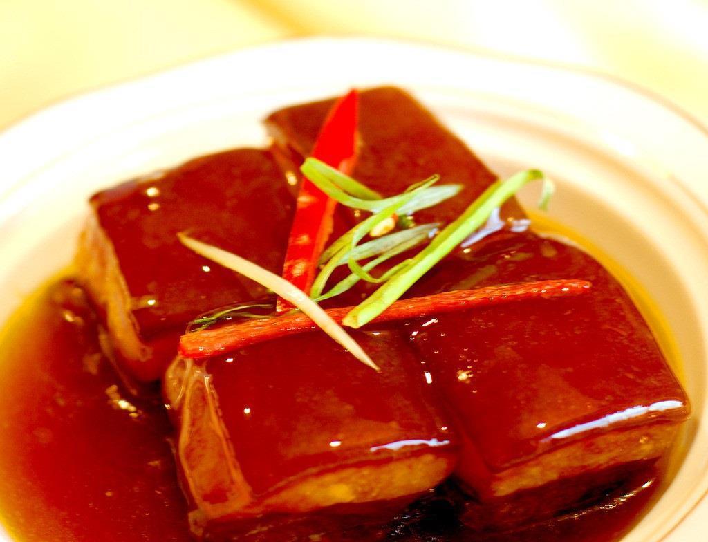The Shanghai local cuisine which is called Ben Bang is the main cooking