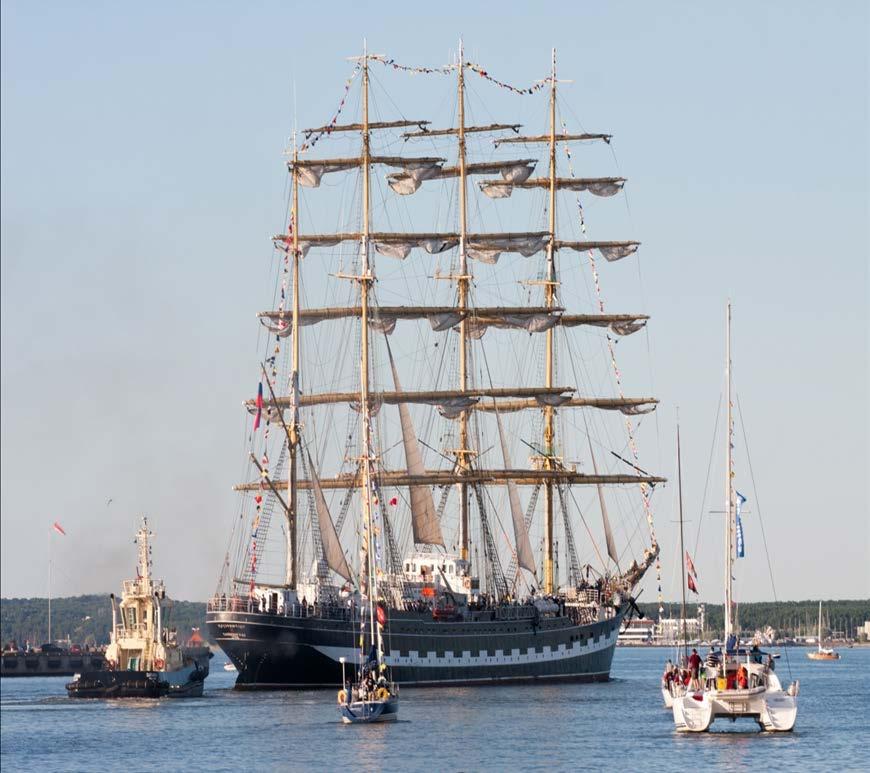 Events: Tallinn Maritime Days (July) Over 120 000 visitors 4 ports Boats and ships, small and big Boat rides