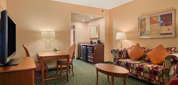 EMBASSY SUITES BY HILTON CONFERENCE HOTEL