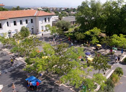 CENTRE FULL BOARD ACCOMMODATION HTICOLE SUMMER CAMP A modern campus located on the east side of Antibes in a
