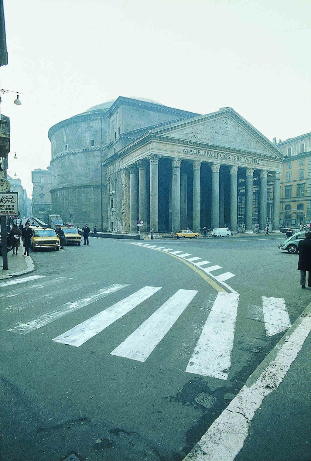 Pantheon, (25 CE),