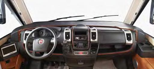 Dashboard finish with fine wood veneer (Super package) Dashboard with easy-clean soft-touch