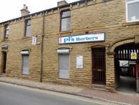 1 & 3 New Street, Ossett, west Yorkshire, WF5 AVAILABLE GROUND FLOOR RETAIL UNIT Former barbers shop Kitchen & Wc facilities on first