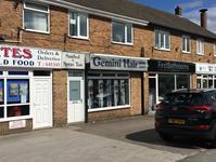 51 SqM) 42,000 65 Minsthorpe Lane, South Elmsall, WF9 2PH AVAILABLE FREEHOLD RETAIL PREMISES FORMER HAIR SALON - FOR SALE Car parking and
