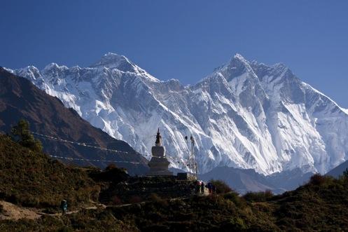 WELCOME TO OUTWARD BOUND CANADA S Reach Beyond Expedition Everest Base Camp Course Code: EBC2 November 12 29, 2018 About the Trek While on Nepal s Everest Base Camp Trek, you ll stand face to face