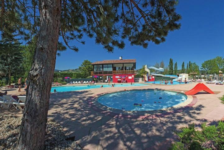 15 Le Lac des Rêves Languedoc 16 Les Rives de Condrieu Rhône-Alpes Le Lac des Rêves village in Languedoc is idyllically surrounded by vineyards and lakes in the midst of the protected region of the