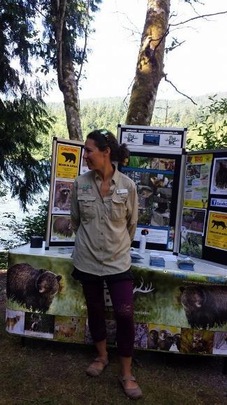 Executive Summary Conservation Officers in Powell River have seen the growing need for public education about attractant management in their efforts to reduce human-wildlife conflict and have lobbied