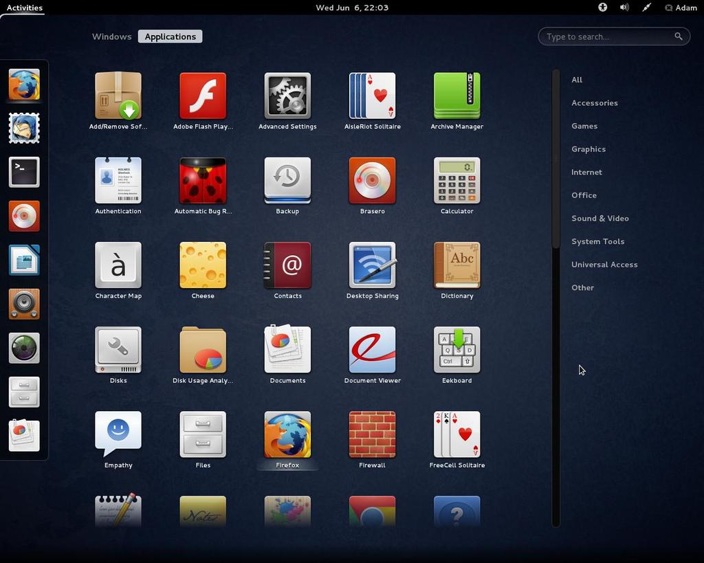 je GNOME najkorištenije desktop okruţje na računalima koje koriste operacijske sustave temeljene na UNIX-u. Na slici 5.5 vidi se GNOME grafičko sučelje. Slika 6.5. GNOME grafičko sučelje na Fedori 17 [http://linuxtweaking.